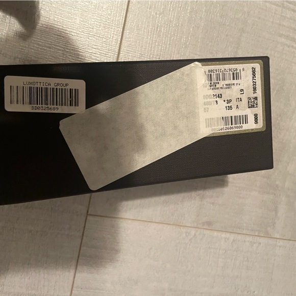 Dolce and Gabbana glasses box - Picture 4 of 4